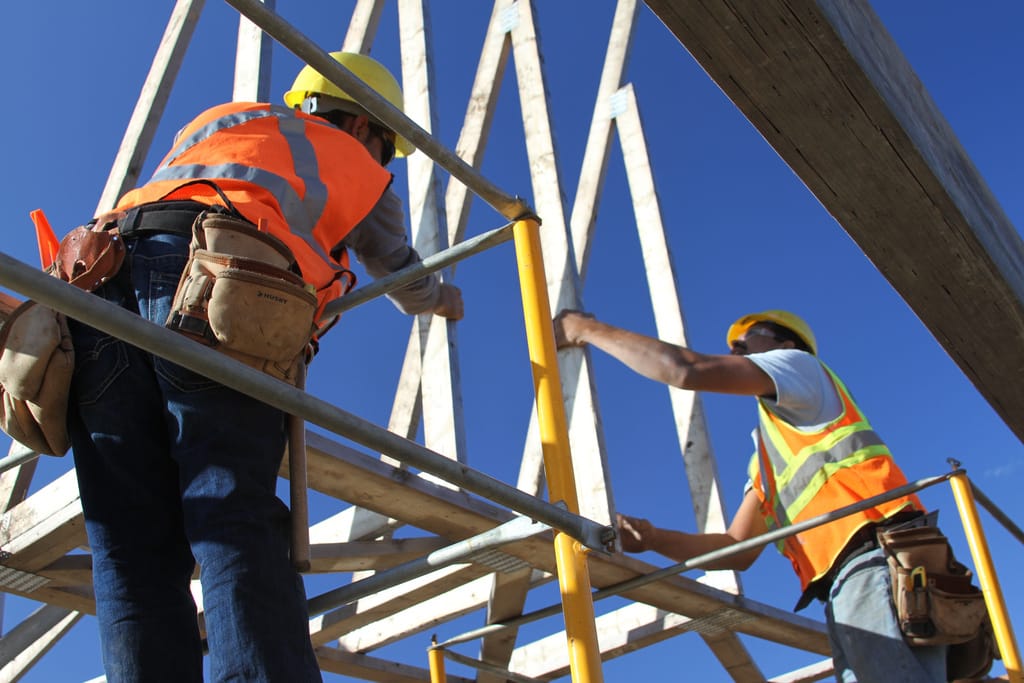 Contractors assemble the frame at Prompton Dam