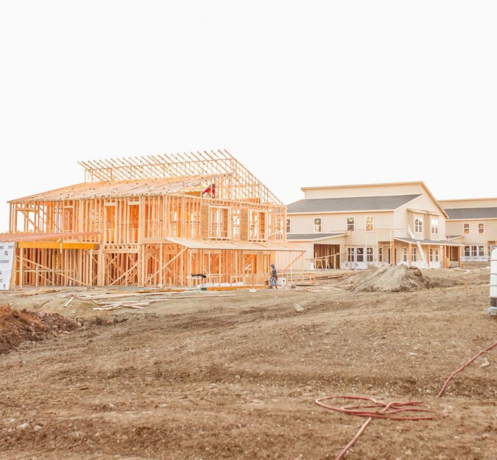 roofing & construction company in azle