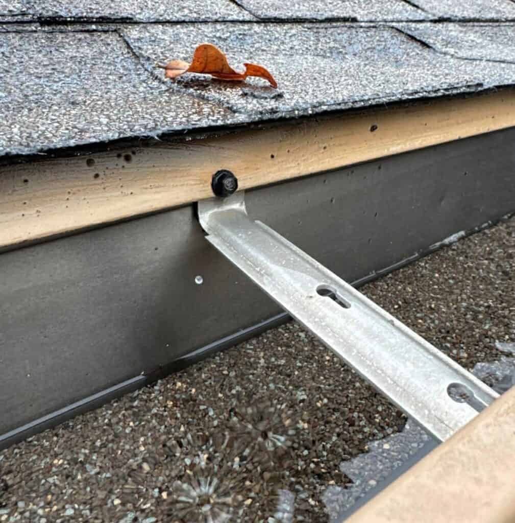 granule loss from shingles in weatherford home inspection by mustang roofing & construction
